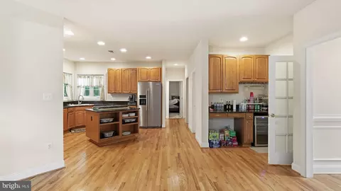 Kitchen - 13301 Dumfries Rd, Manassas, VA 20112 photo 3 of 5