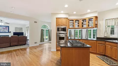Kitchen - 13301 Dumfries Rd, Manassas, VA 20112 photo 2 of 5