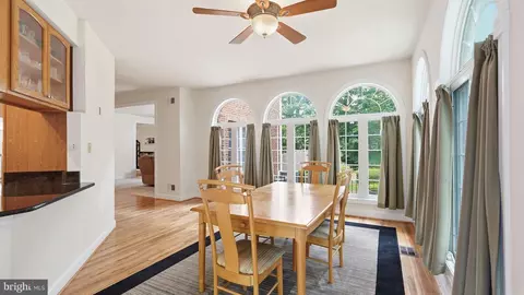 Dining - 13301 Dumfries Rd, Manassas, VA 20112 photo 2 of 2