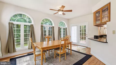Dining - 13301 Dumfries Rd, Manassas, VA 20112 photo 1 of 2