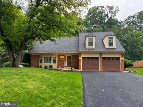 12516 Cassandra Ct, Woodbridge, VA 22192