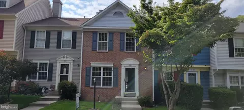 12638 Monarch Ct, Woodbridge, VA 22192