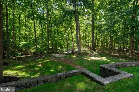 Exterior - 14508 Moss Ledge Ct, Gainesville, VA 20155 photo 16 of 21