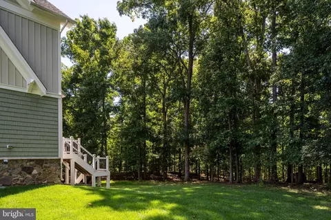 Exterior - 14508 Moss Ledge Ct, Gainesville, VA 20155 photo 15 of 21