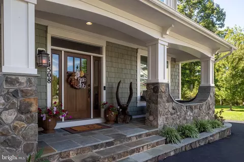 Exterior - 14508 Moss Ledge Ct, Gainesville, VA 20155 photo 12 of 21