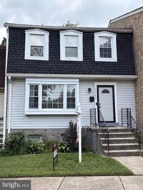12754 Lighthouse Ln, Woodbridge, VA 22192