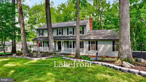 4604 Spalding Dr, Dumfries, VA 22025