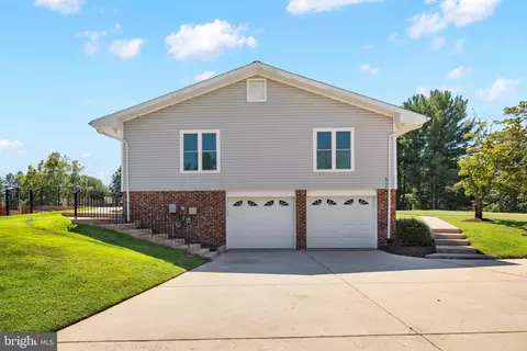 Other - 4703 Angus Dr, Gainesville, VA 20155 photo 15 of 15
