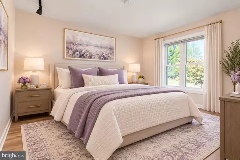Bedroom - 4703 Angus Dr, Gainesville, VA 20155 photo 2 of 5