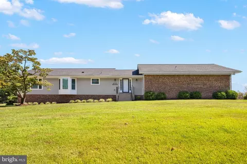 Exterior - 4703 Angus Dr, Gainesville, VA 20155 photo 12 of 12