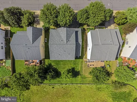View/Area - 8373 Tenbrook Dr, Gainesville, VA 20156 photo 3 of 4