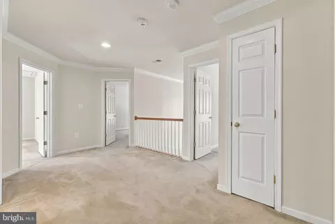 Entry Way - 8373 Tenbrook Dr, Gainesville, VA 20156 photo 9 of 12