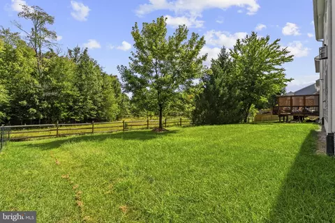 Exterior - 8373 Tenbrook Dr, Gainesville, VA 20156 photo 6 of 7