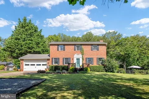 16070 Simon Kenton Rd, Haymarket, VA 20169
