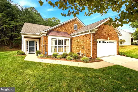 12338 Grantley Ct, Woodbridge, VA 22192