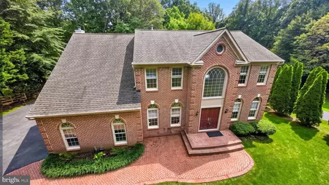 Exterior - 6367 Etheridge Ln, Manassas, VA 20112 photo 4 of 18