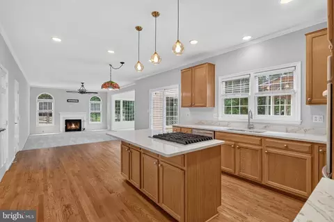Kitchen - 6367 Etheridge Ln, Manassas, VA 20112 photo 3 of 5