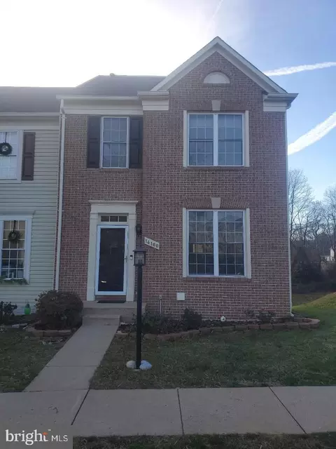 14100 Madrigal Dr, Woodbridge, VA 22193