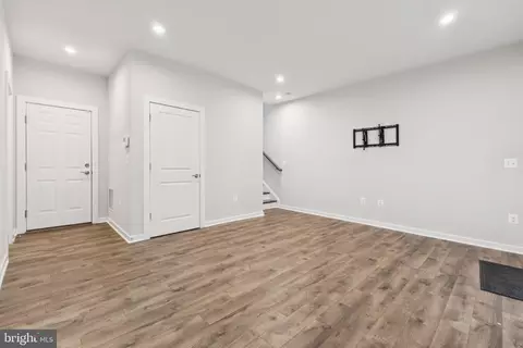 Entry Way - 1697 Beech Leaf St, Dumfries, VA 22026 photo 1 of 9