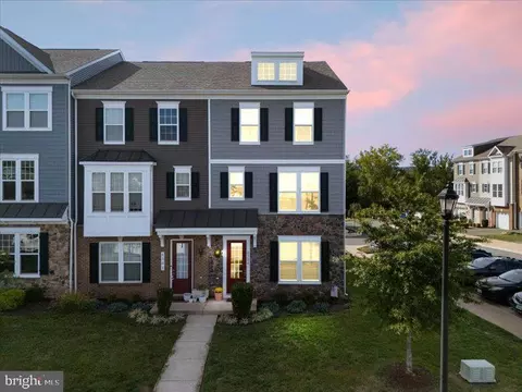 6300 Berkley Bridge Pl, Haymarket, VA 20169