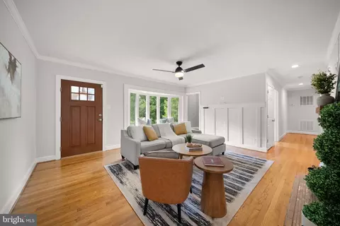 Other - 18323 Sharon Rd, Triangle, VA 22172 photo 3 of 13