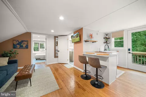 Other - 18323 Sharon Rd, Triangle, VA 22172 photo 7 of 13