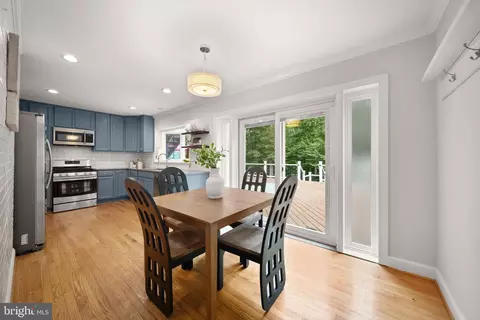 Other - 18323 Sharon Rd, Triangle, VA 22172 photo 4 of 13