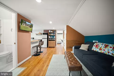 Other - 18323 Sharon Rd, Triangle, VA 22172 photo 10 of 13
