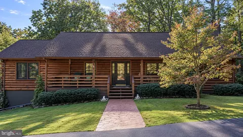 4251 Bear Hollow Trl, Haymarket, VA 20169