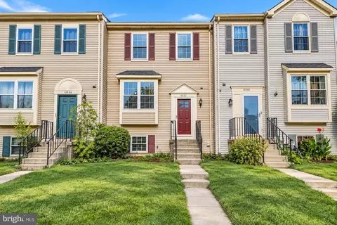 14882 Enterprise Ln, Woodbridge, VA 22191