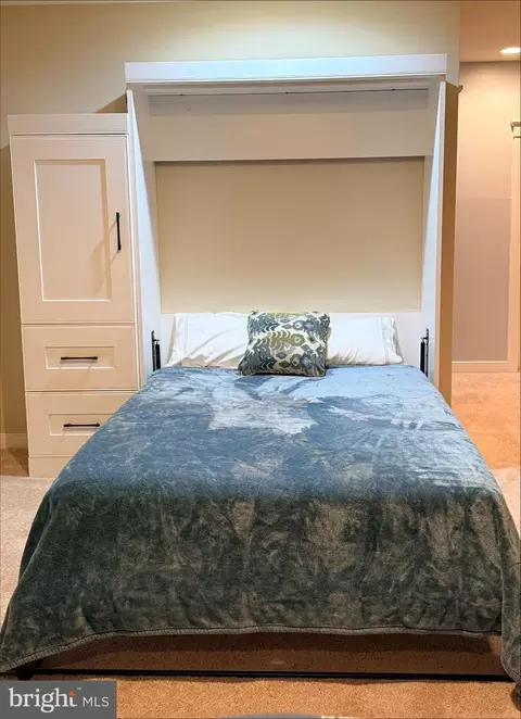 Bedroom - 8958 Junco Ct, Gainesville, VA 20155 photo 5 of 5