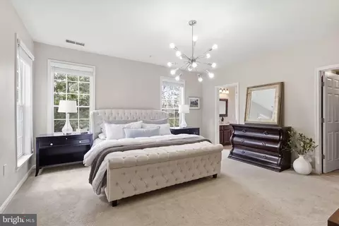 Bedroom - 6803 Hampton Bay Ln, Gainesville, VA 20155 photo 2 of 6