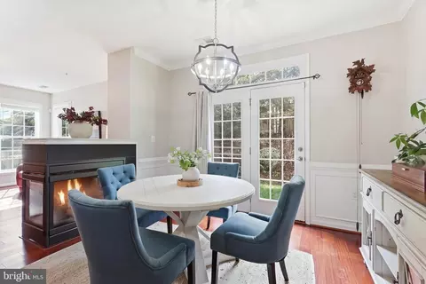 Dining - 6803 Hampton Bay Ln, Gainesville, VA 20155 photo 3 of 3