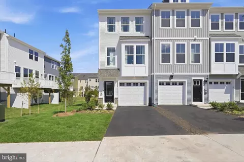 10797 Pennywell Garden Rd, Manassas, VA 20112
