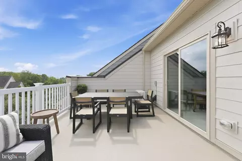 Exterior - 8741 Noether St, Manassas, VA 20109 photo 1 of 1