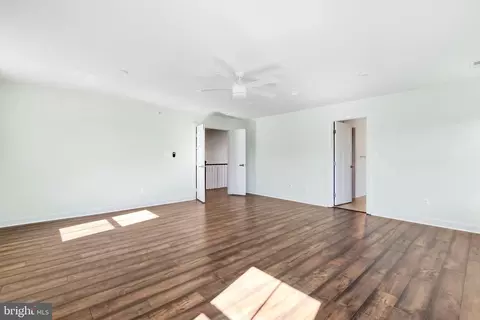 Other - 17433 Spring Cress Dr, Dumfries, VA 22026 photo 8 of 39