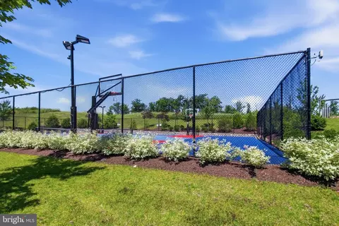 Other - 17433 Spring Cress Dr, Dumfries, VA 22026 photo 29 of 39