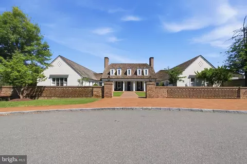 Exterior - 17433 Spring Cress Dr, Dumfries, VA 22026 photo 14 of 18