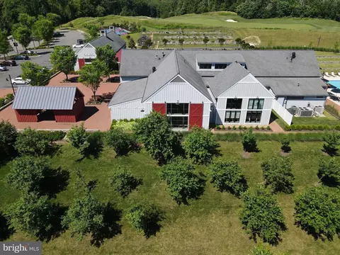 View/Area - 17433 Spring Cress Dr, Dumfries, VA 22026 photo 6 of 7