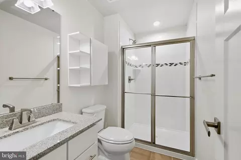 Bath - 17433 Spring Cress Dr, Dumfries, VA 22026 photo 2 of 2