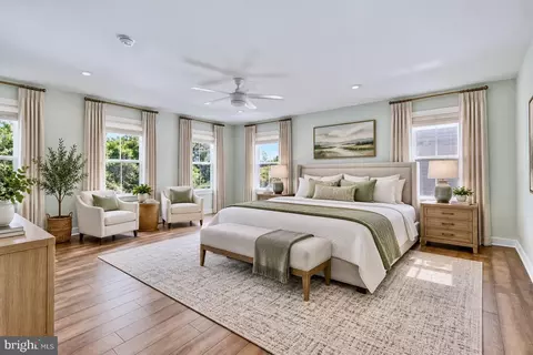 Bedroom - 17433 Spring Cress Dr, Dumfries, VA 22026 photo 1 of 6