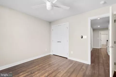 Entry Way - 17433 Spring Cress Dr, Dumfries, VA 22026 photo 11 of 13