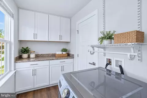 Other - 17433 Spring Cress Dr, Dumfries, VA 22026 photo 13 of 39