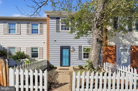 7616 Shelley Ln, Manassas, VA 20111