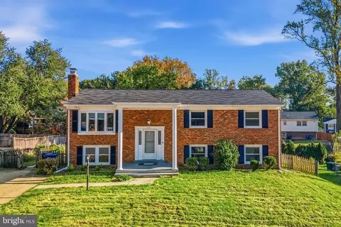 4925 Kirkdale Dr, Woodbridge, VA 22193
