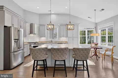 Kitchen - 6900 Saddle Run Way, Gainesville, VA 20155 photo 2 of 5