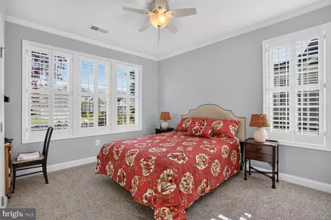Bedroom - 6900 Saddle Run Way, Gainesville, VA 20155 photo 2 of 2