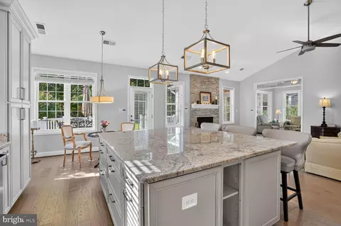 Kitchen - 6900 Saddle Run Way, Gainesville, VA 20155 photo 3 of 5