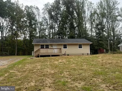 Other - 7013 Trails End Rd, Manassas, VA 20112 photo 2 of 9