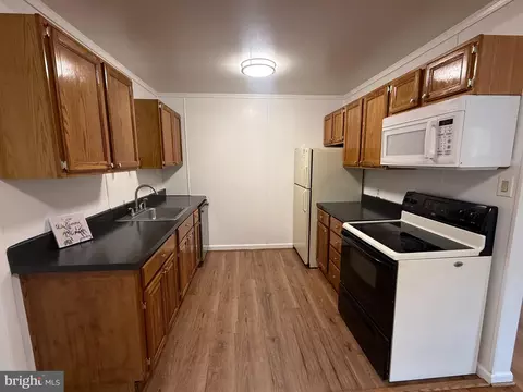 Kitchen - 7013 Trails End Rd, Manassas, VA 20112 photo 1 of 5